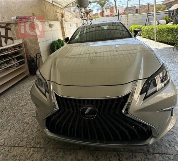 لێکزس ES 2023 بۆ فرۆشتن لە عێراق - هیت